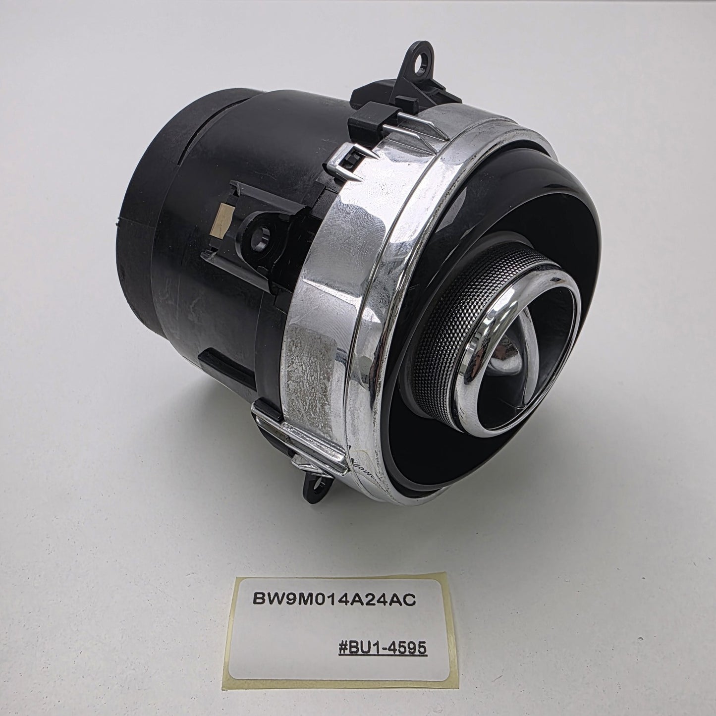 2010-2019 Jaguar XJ RIGHT AC VENT BW9M014A24AC