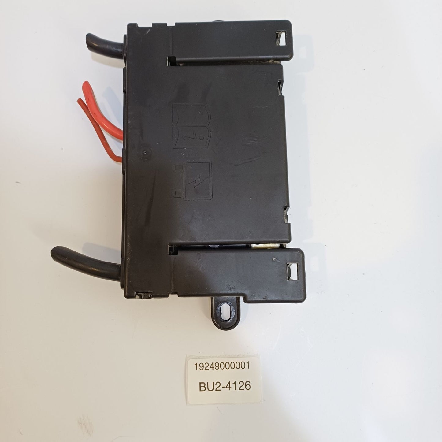 2014-2016 Land Rover L405 FUSE BOX RELAY BATTERY TERMINAL 19249000001