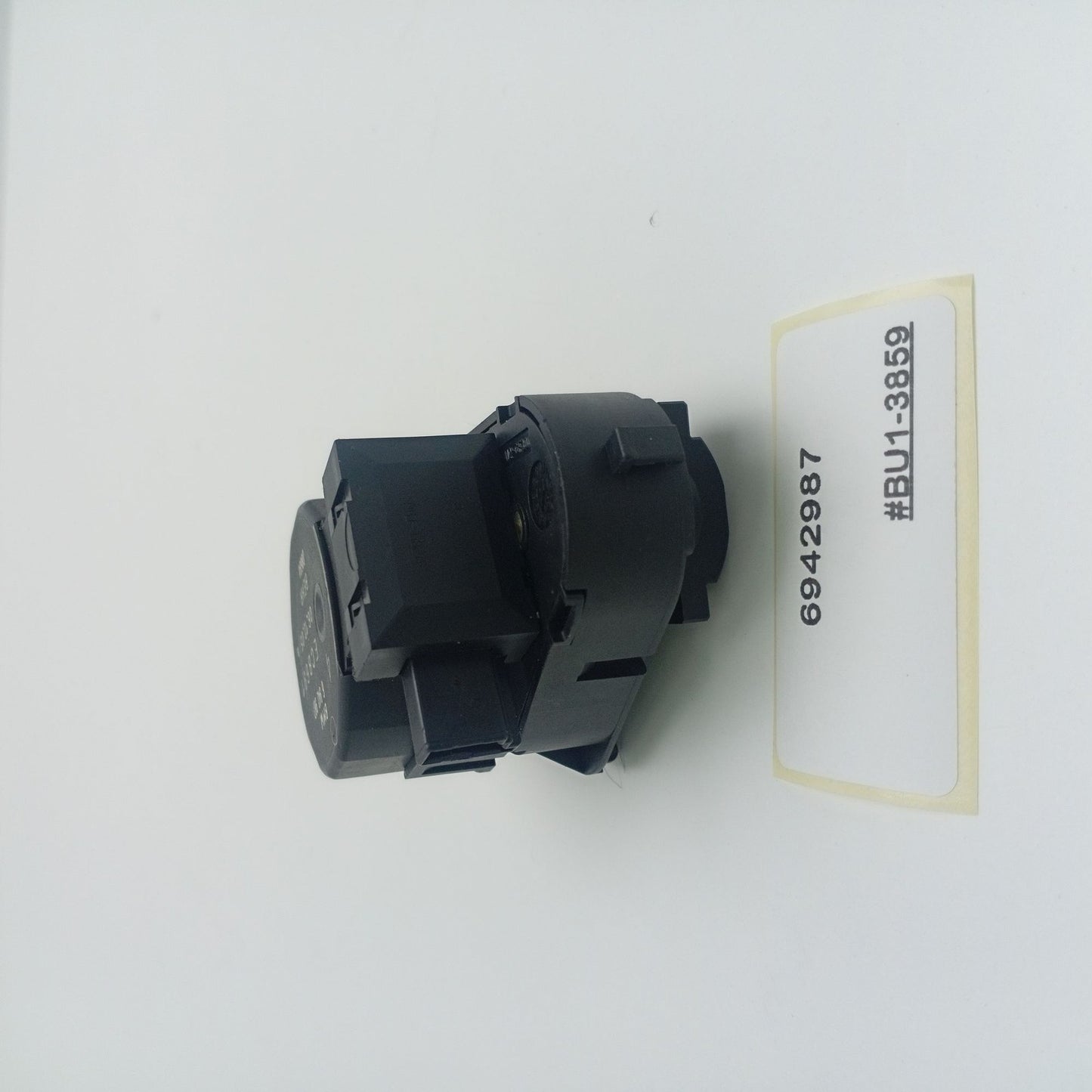 2006 BMW E63 HVAC Air Flap Motor Actuator 6942987