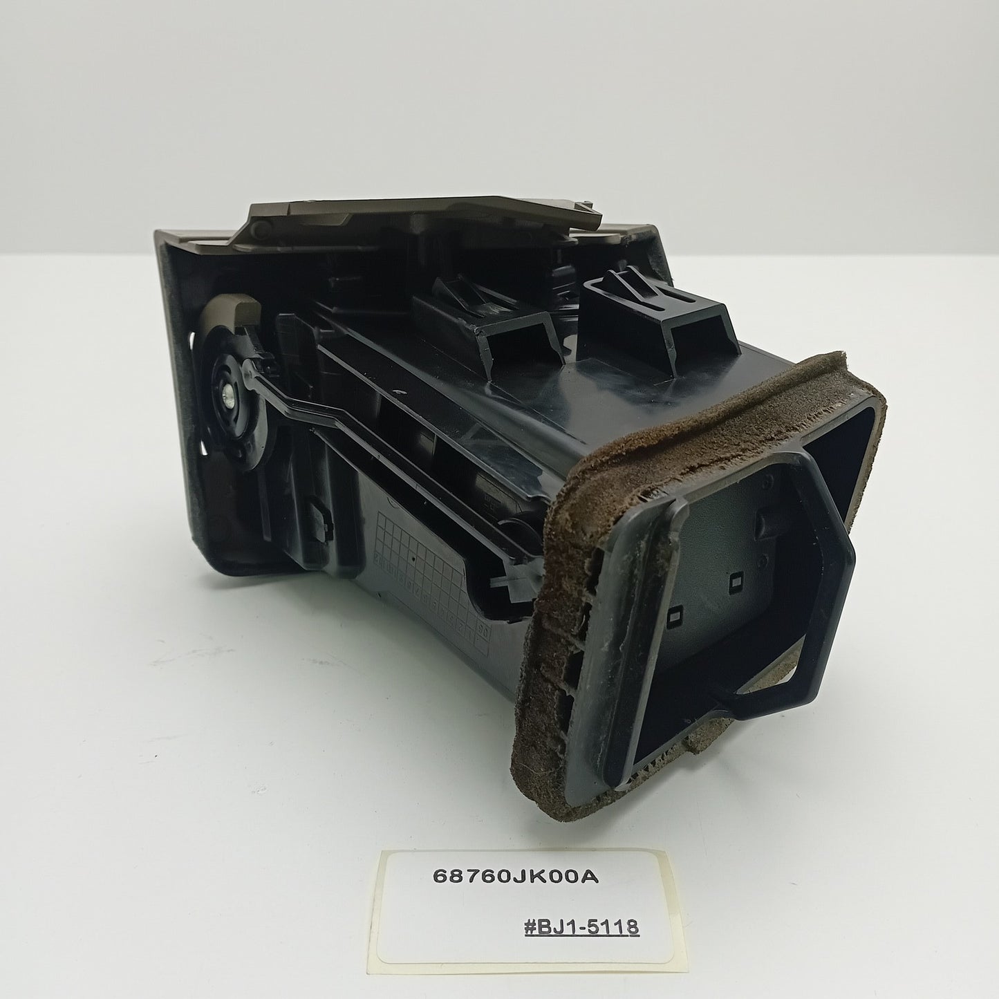 2007-2008 Infiniti G35 VENTILATOR ASSY-SIDE 68760JK00A