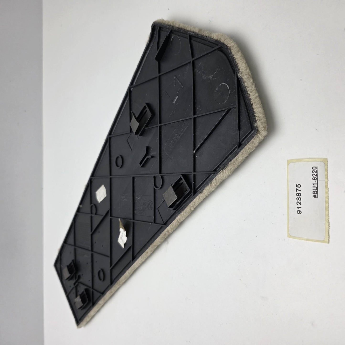 2017 Volvo V60 Rear Center Console Panel 9123875