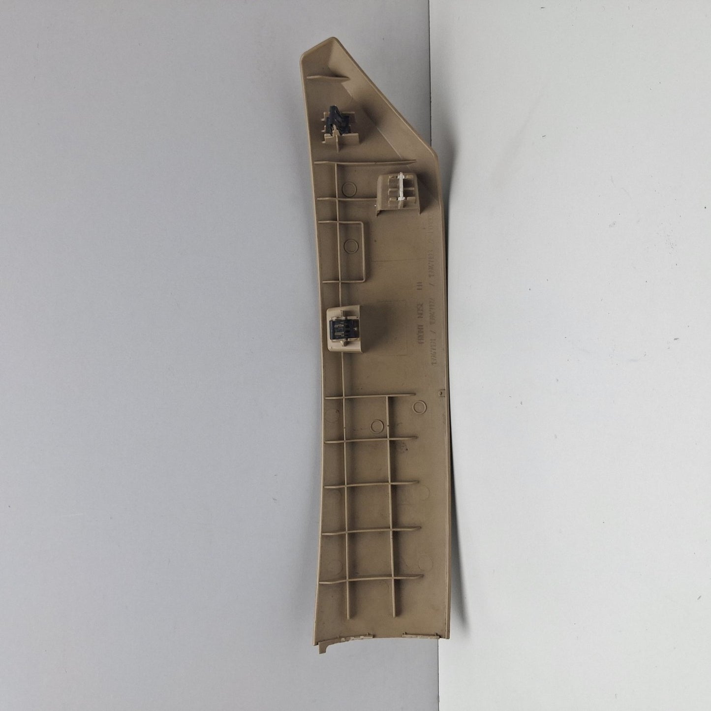 2008-2013 Cadillac CTS Driver Seat Outer Adjuster Front Cover 15947191