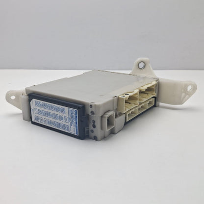 2013-2015 Lexus ES300h Body Multiplex Network ECU Control Module 89221-33680