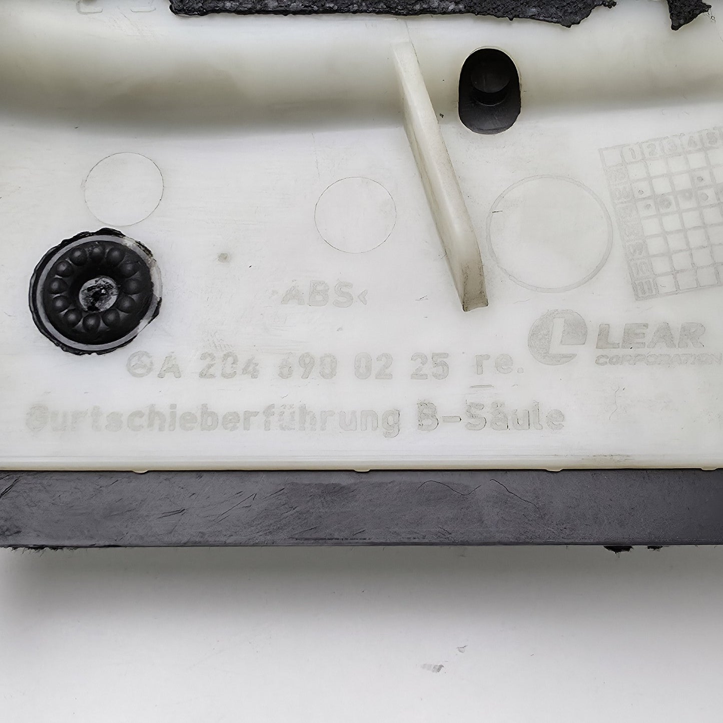 2007-2014 Mercedes-Benz C-Class B-Pillar Trim Cover A2048600230