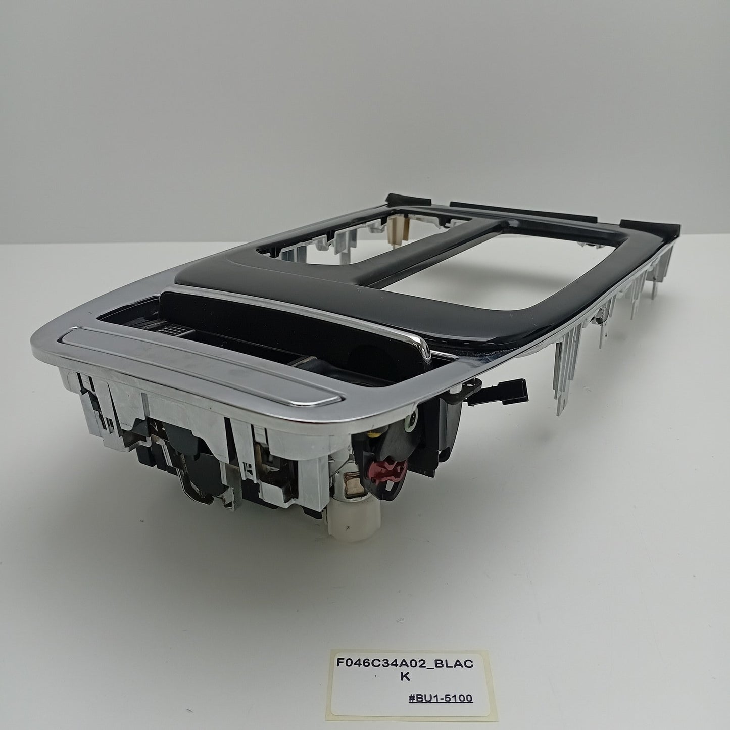 2019 Jaguar XJ CENTER CONSOLE CHROME BEZEL F046C34A02_BLACK