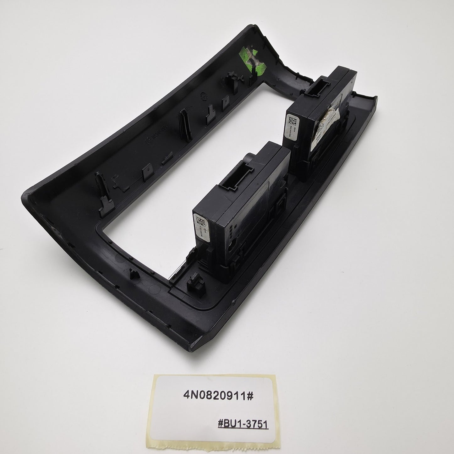 2019-2025 Audi A8, 2 Climate Control Units with Trim 4N0820911