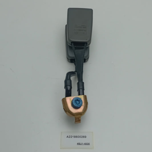 2005-2013 Mercedes-Benz W221 Rear Center Belt Lock A2218600269