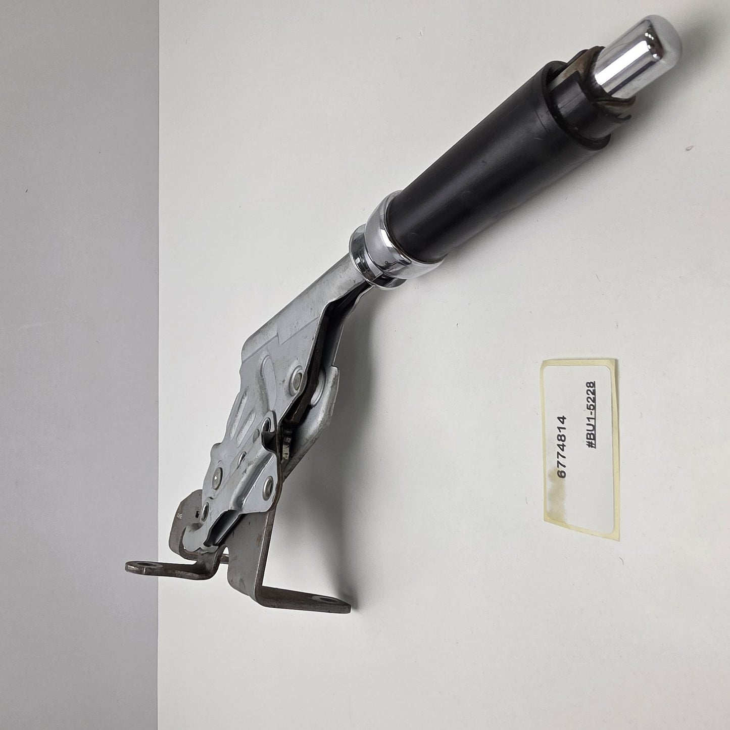 2007-2014 Mini Cooper Emergency Parking Brake Handle 6774814
