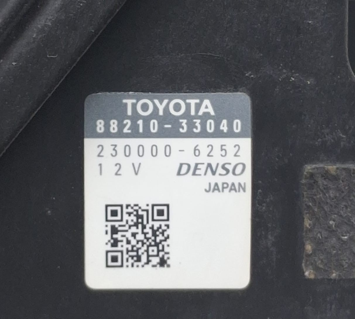 2009-2012 Lexus ES350 Millimeter Wave Radar Sensor 8821033040