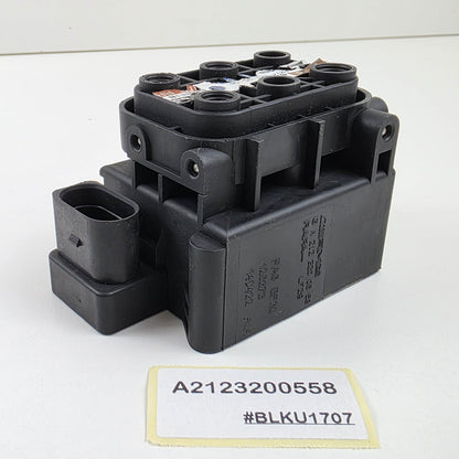 2009-2016 Mercedes-Benz E-Klasse S212 Air Suspension Leveling Valve A2123200558