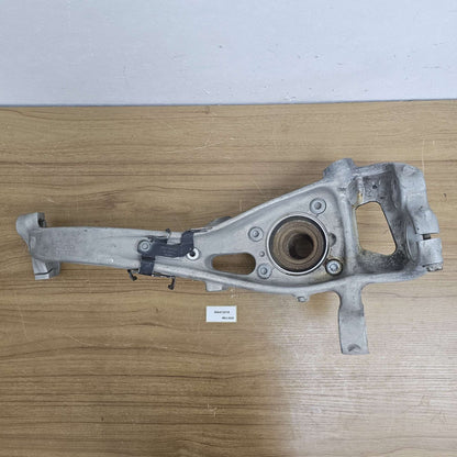 2017-2020 Bentley Bentayga Front Right Spindle Knuckle Wheel Hub 36A412018