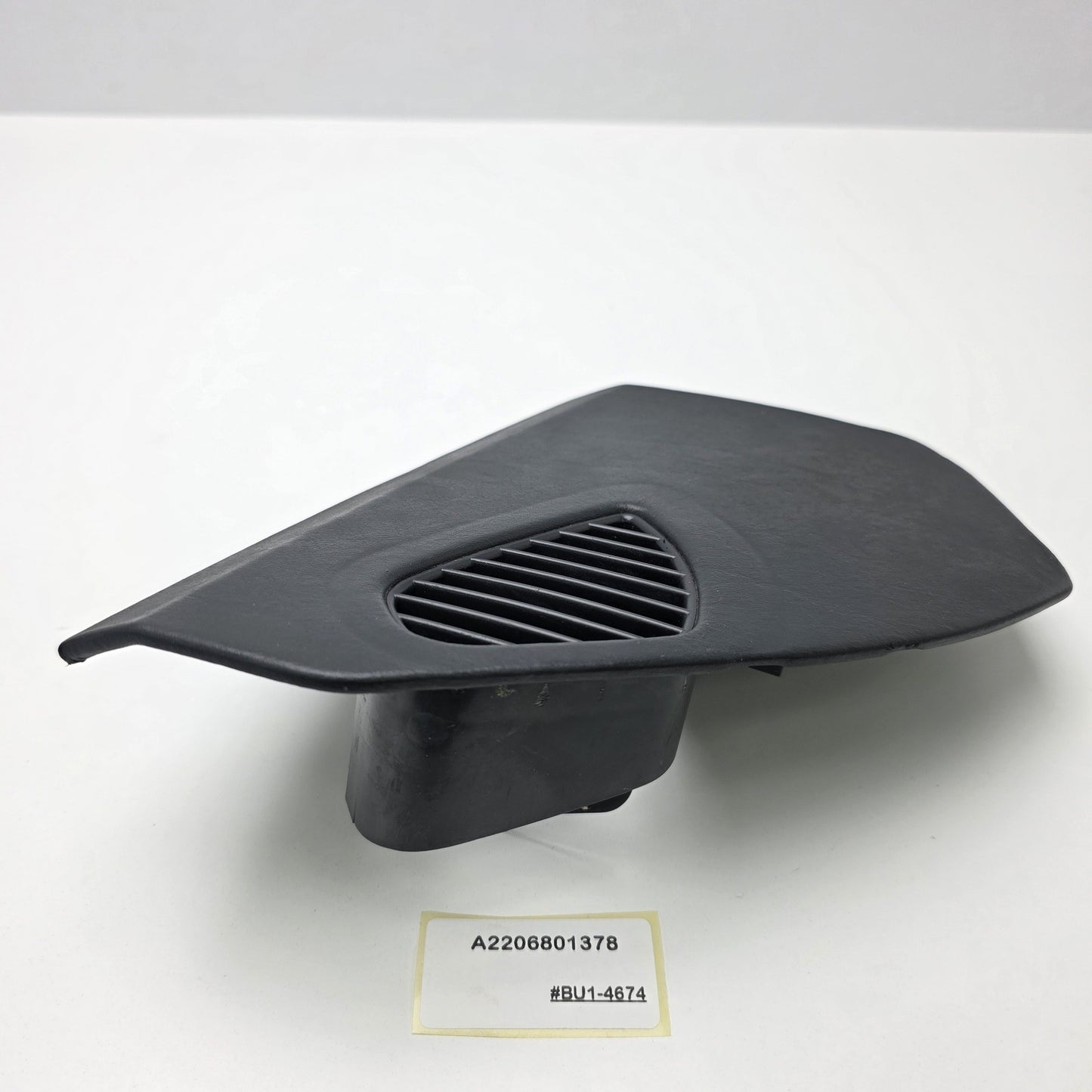 2000-2006 Mercedes-Benz S-class Dashboard Trim Cover Vent A2206801378