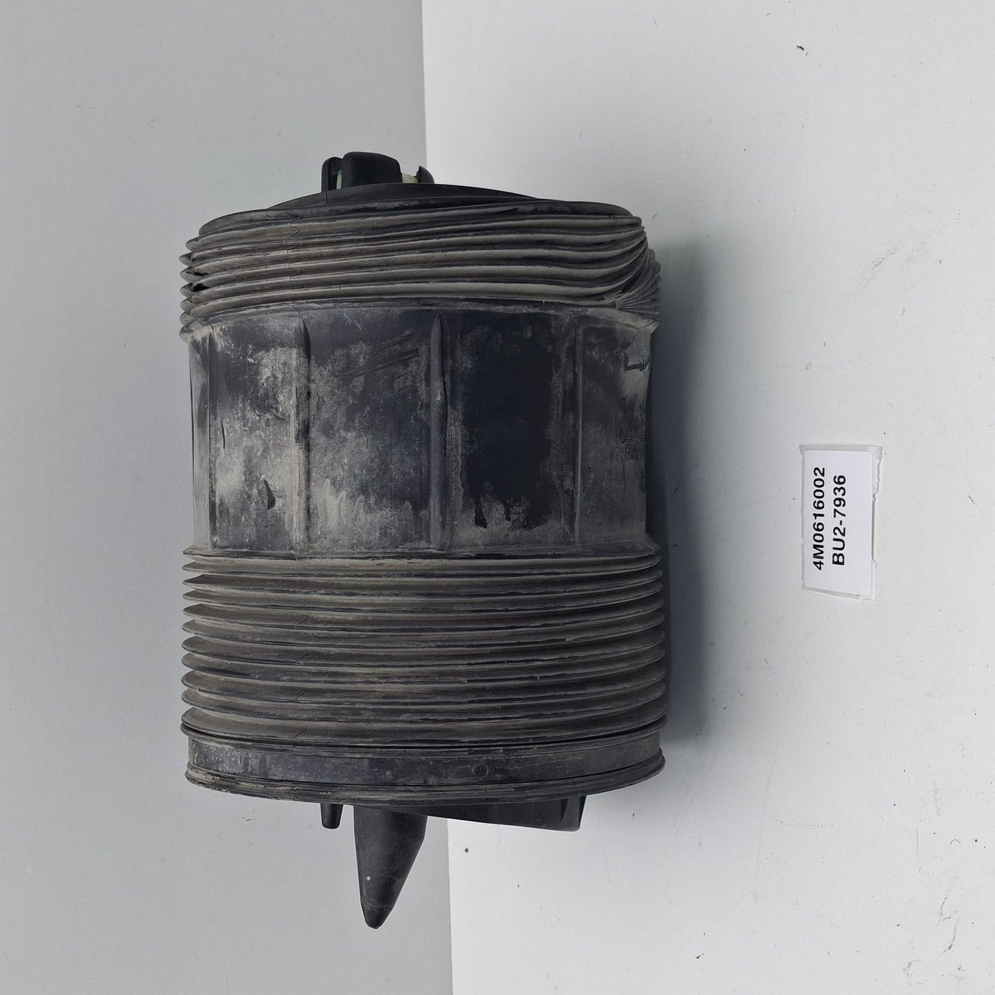 2015-2024 Audi Q7 Air Spring 4M0616002