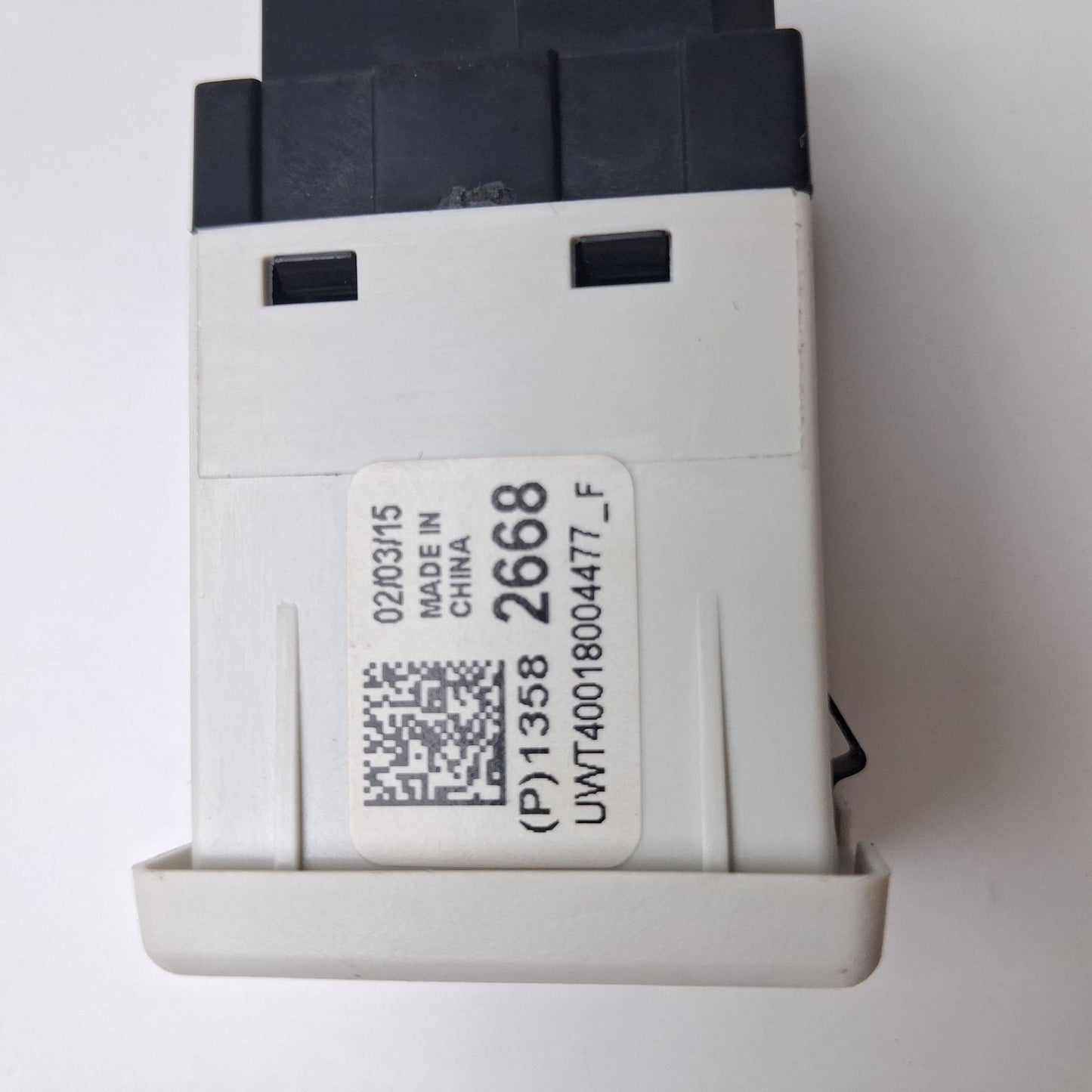 2016-2020 Chevrolet Impala Multimedia USB & AUX Port 13582668