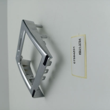 2005-2013 Land Rover Range Rover Sport Vent Trim 07584Z01
