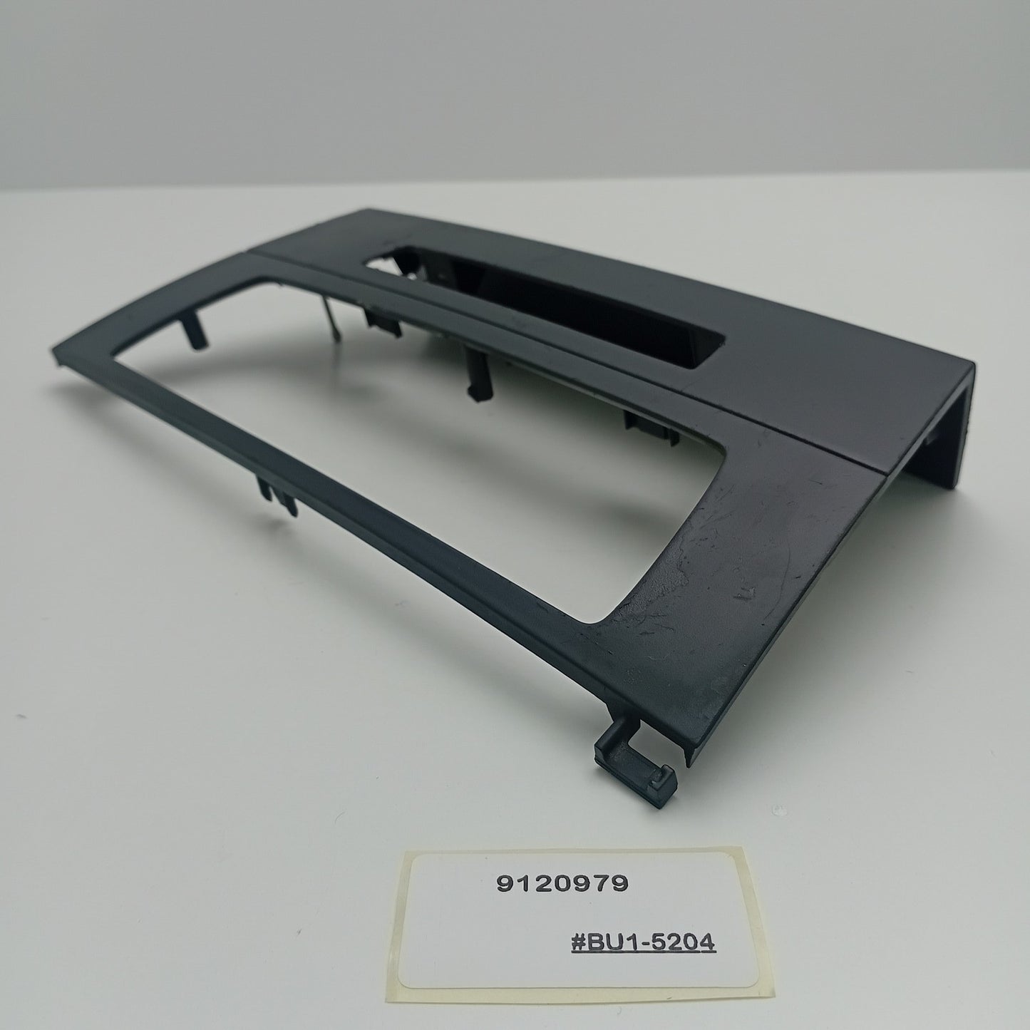 2004-2011 BMW E92 Centre console stereo cover front 9120979
