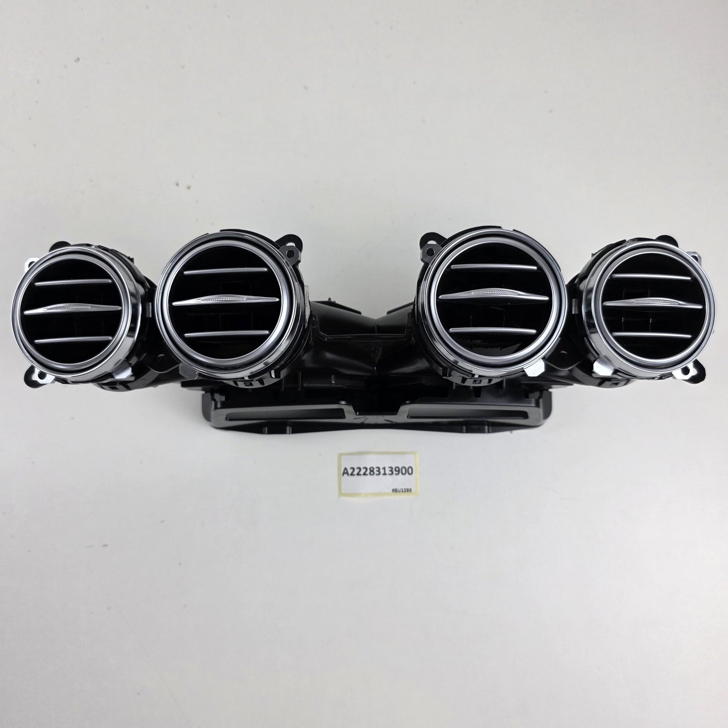2014-2020 Mercedes-Benz S-Class W222 FRONT CENTER DASH AC AIR VENT A2228313900