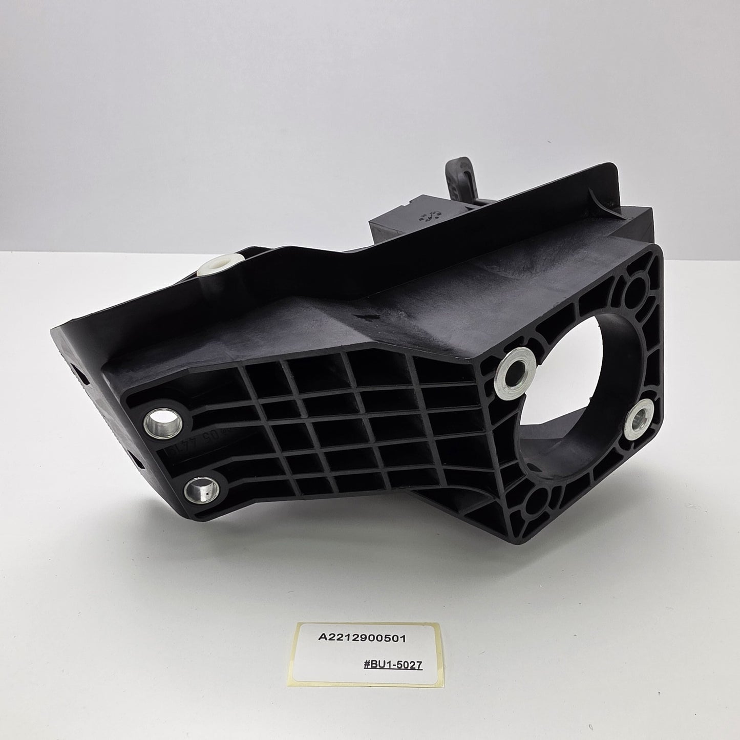 2005-2013 Mercedes-Benz S Brake pedal A2212900501