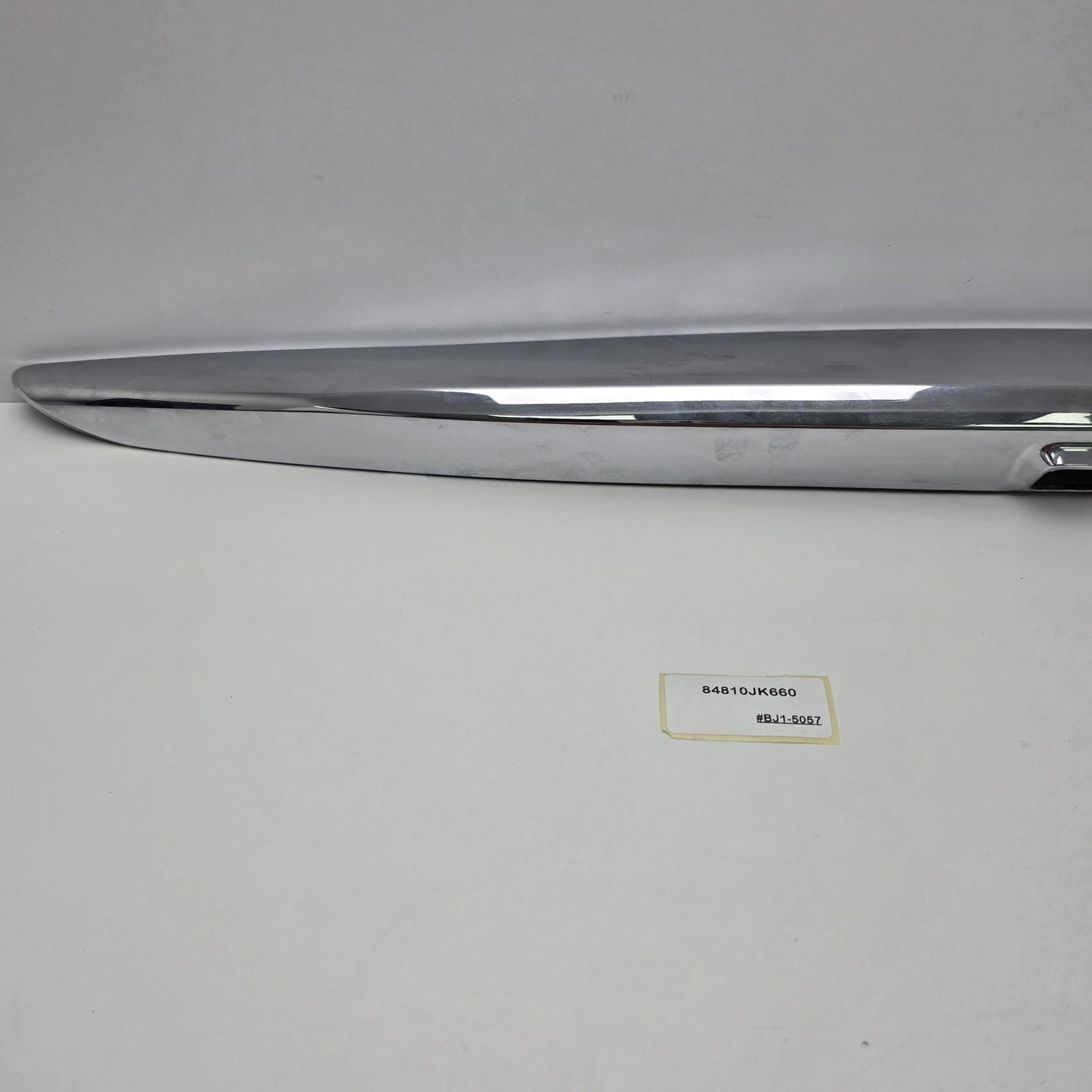 2008-2013 Infiniti G25 TRUNK LID FINISHER ASSY 84810JK660
