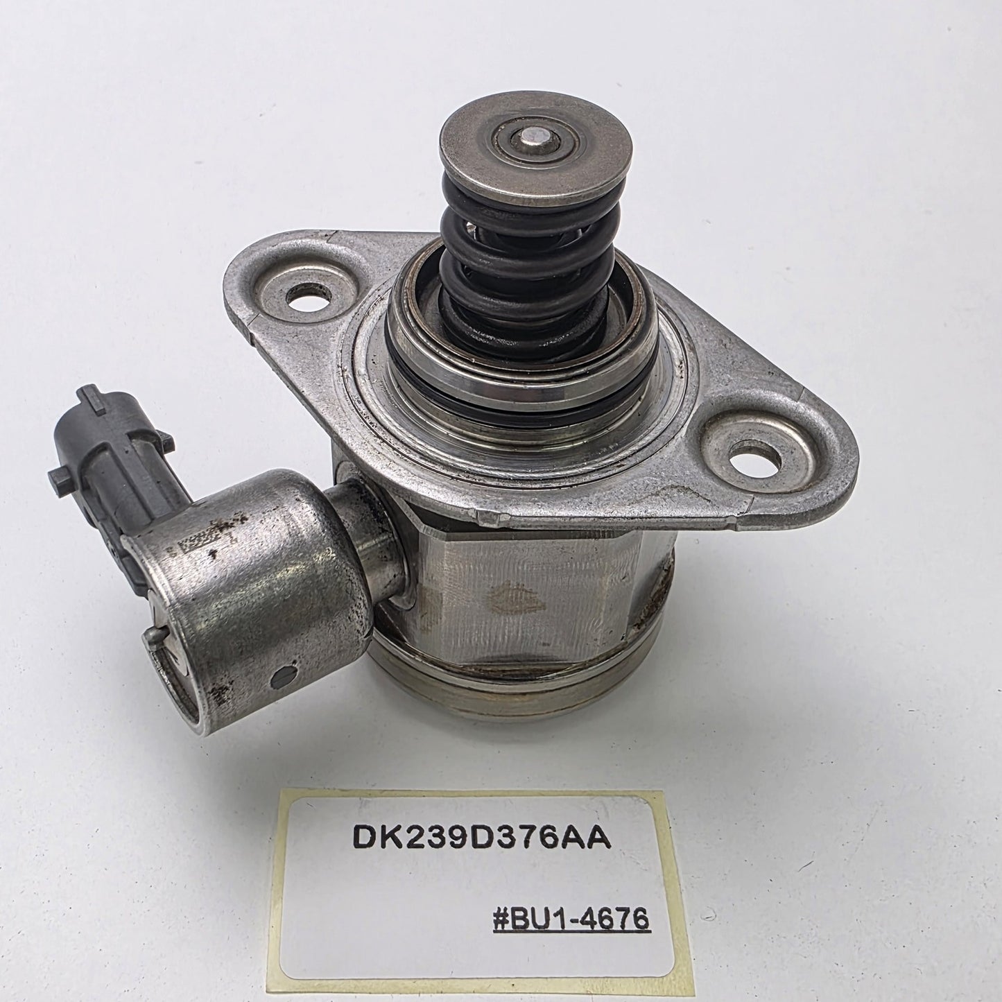 2018 Land Rover F-Type Fuel Pump DK239D376AA