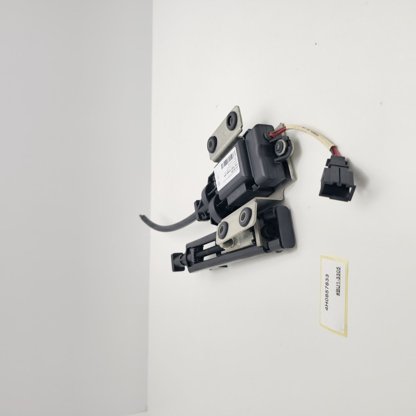 2011-2018 Audi A8 Seat Belt Height Adjuster 4H0857833