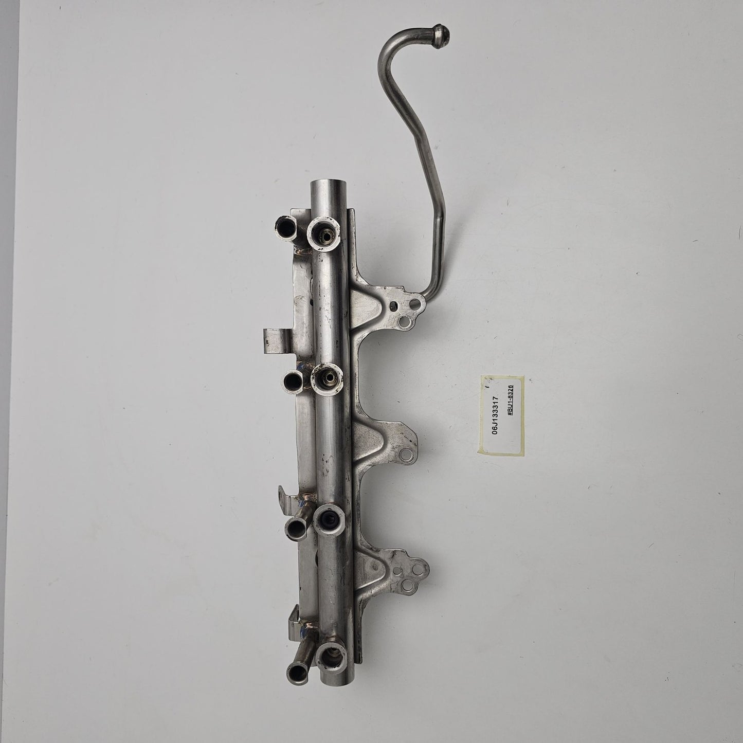 2008-2018 Audi Q5 Fuel Rail 06J133317