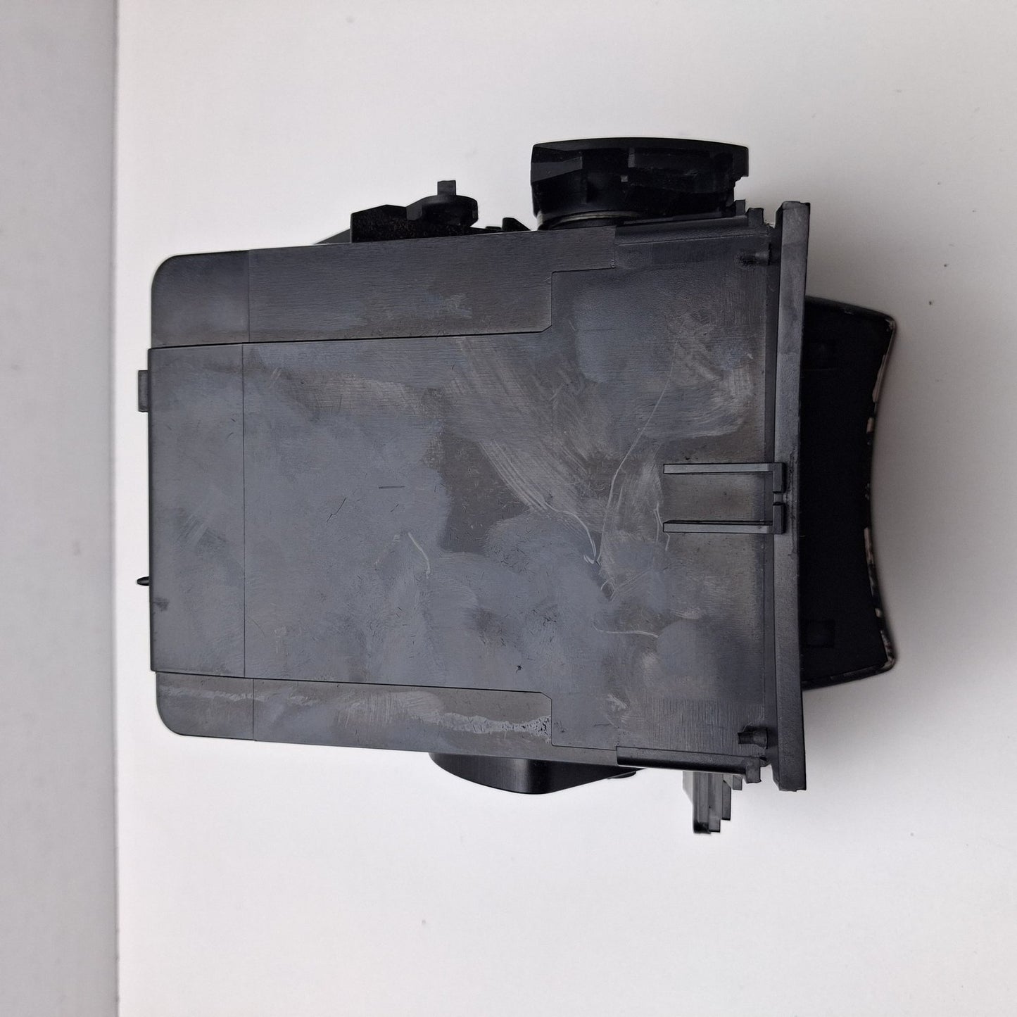 2002-2009 Mercedes-Benz E-Class Centre Console Storage Compartment A2116800350