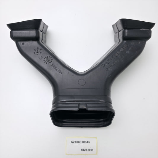 2016 Mercedes-Benz GLA Air Duct A2468310845