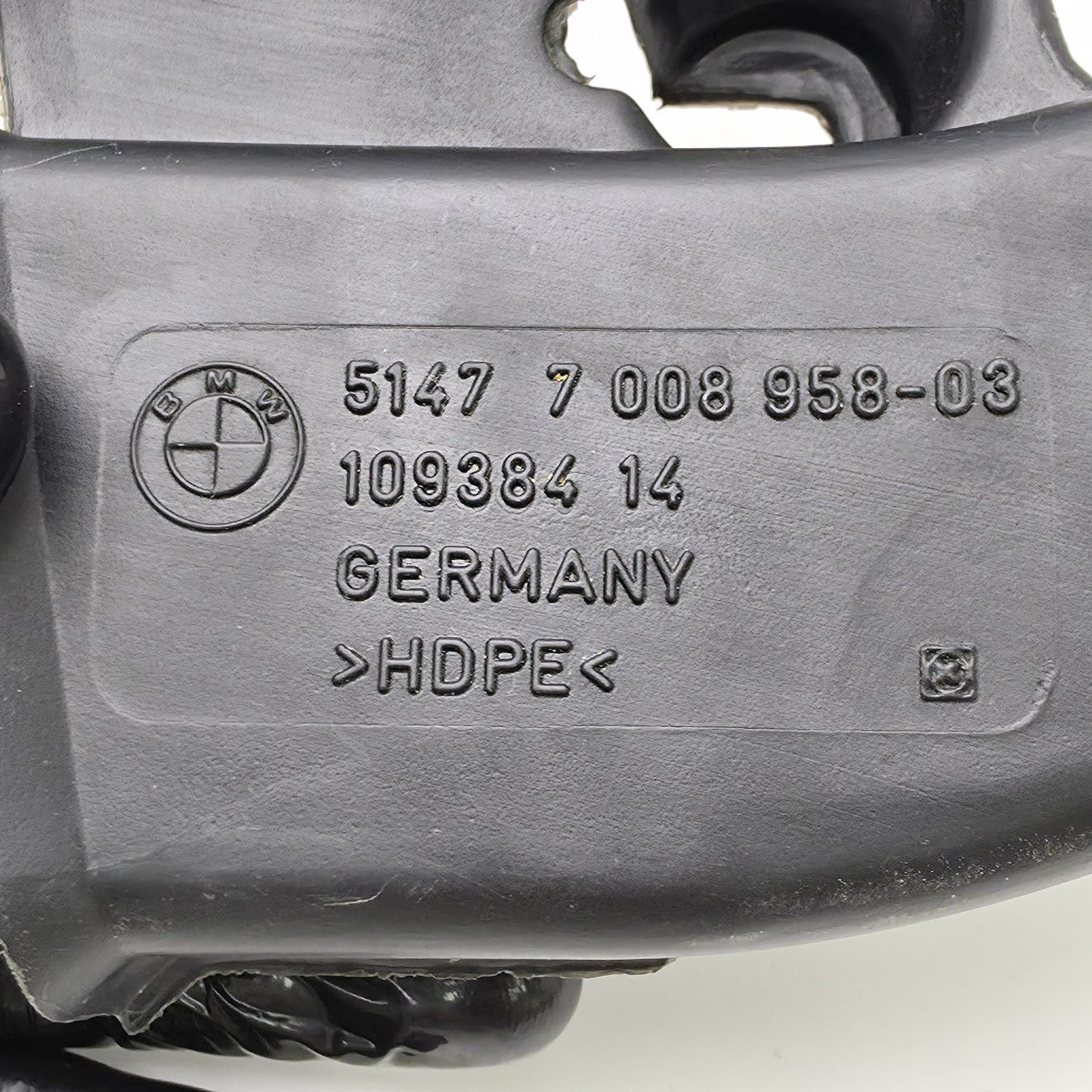 2004-2010 BMW E60 Rear Floor Air Vent Outlet 7008958
