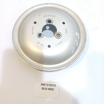 2008-2010 Audi A5 Engine Water Pump Pulley 06E121031E