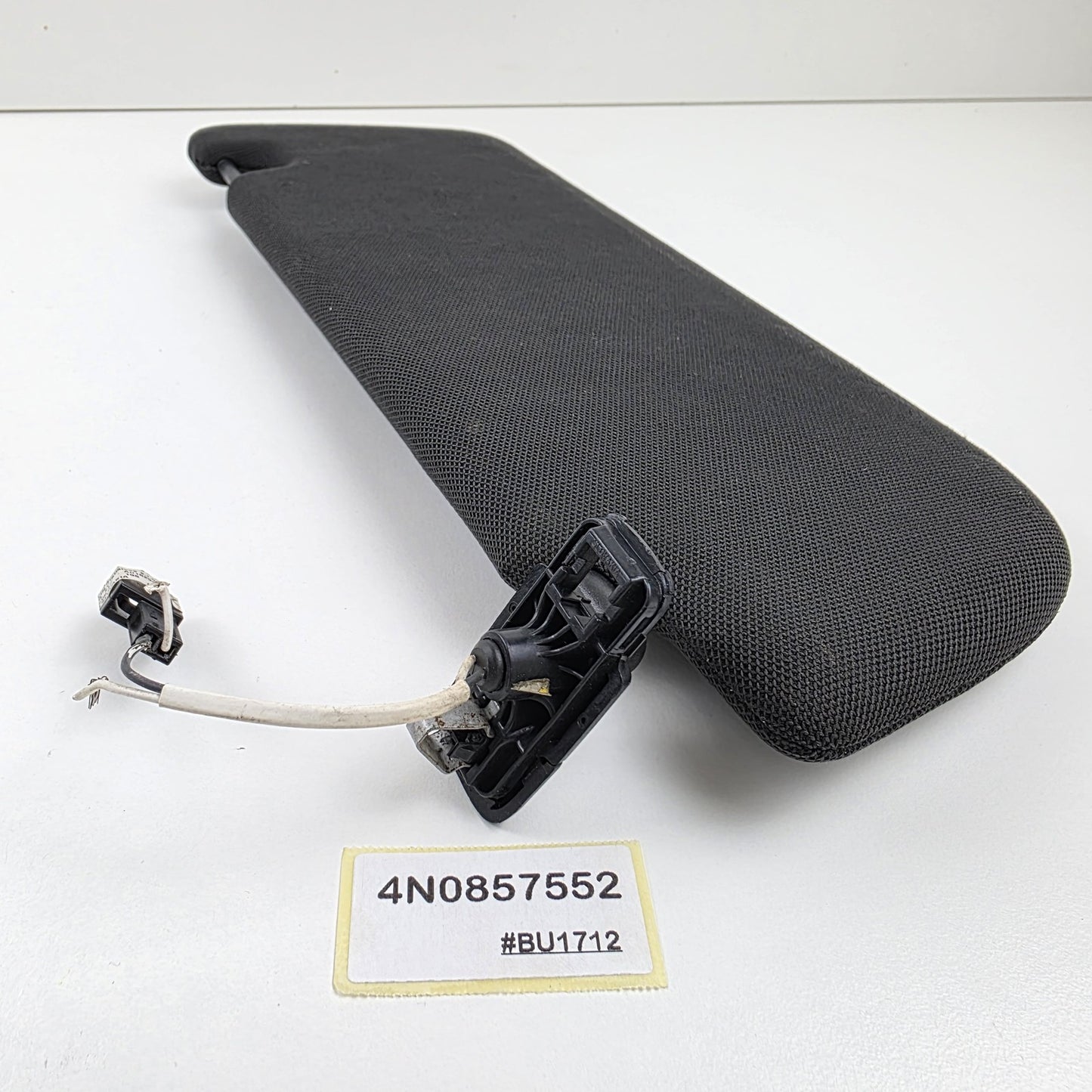 2019-2021 Audi S8 SUN VISOR RIGHT PASSENGER SIDE 4N0857552