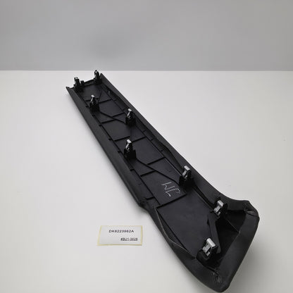 2014-2022 Land Rover Range Rover Sport Front door card panel trim DK6223962A