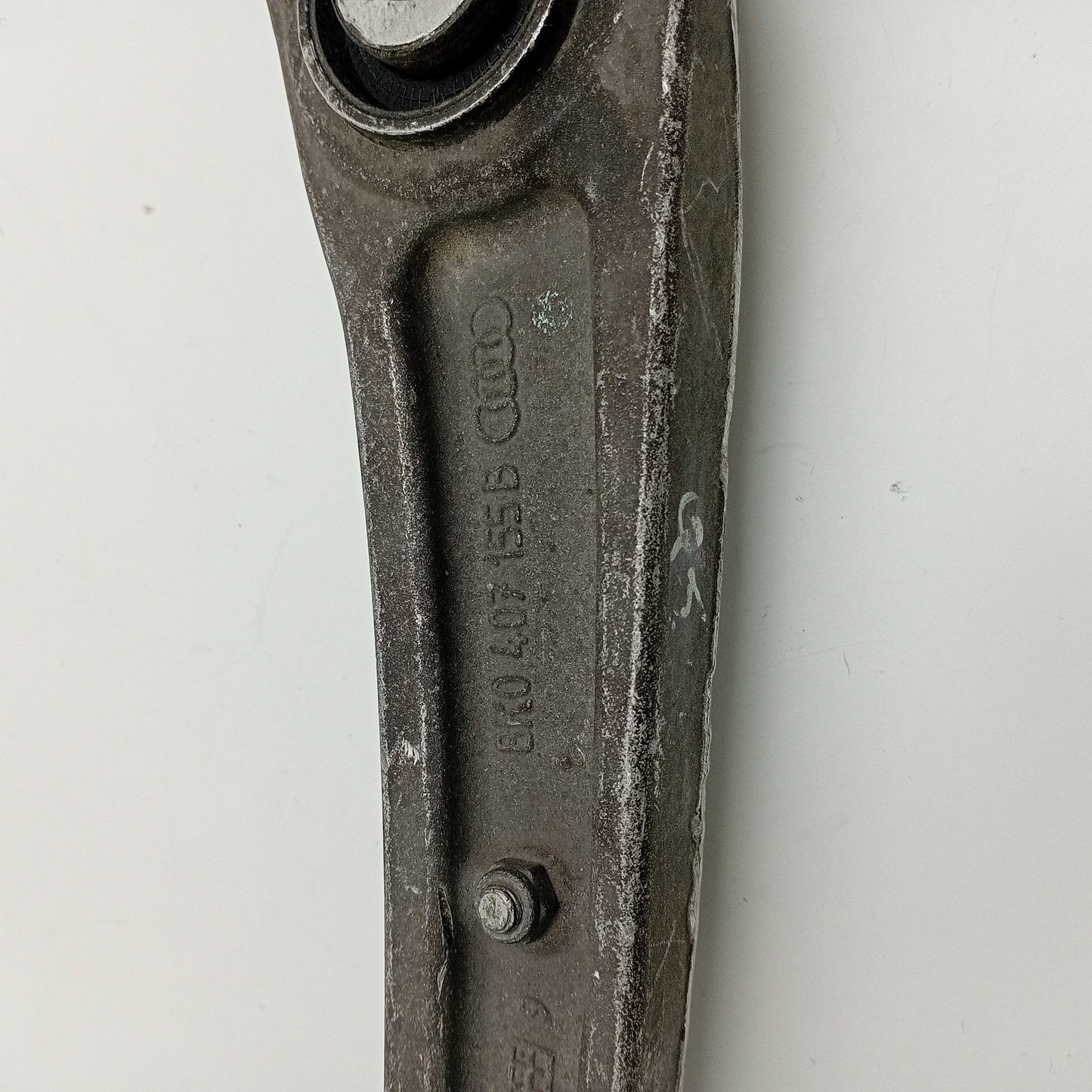 2008-2014 Audi A6 FRONT LEFT WISHBONE 8K0407155B