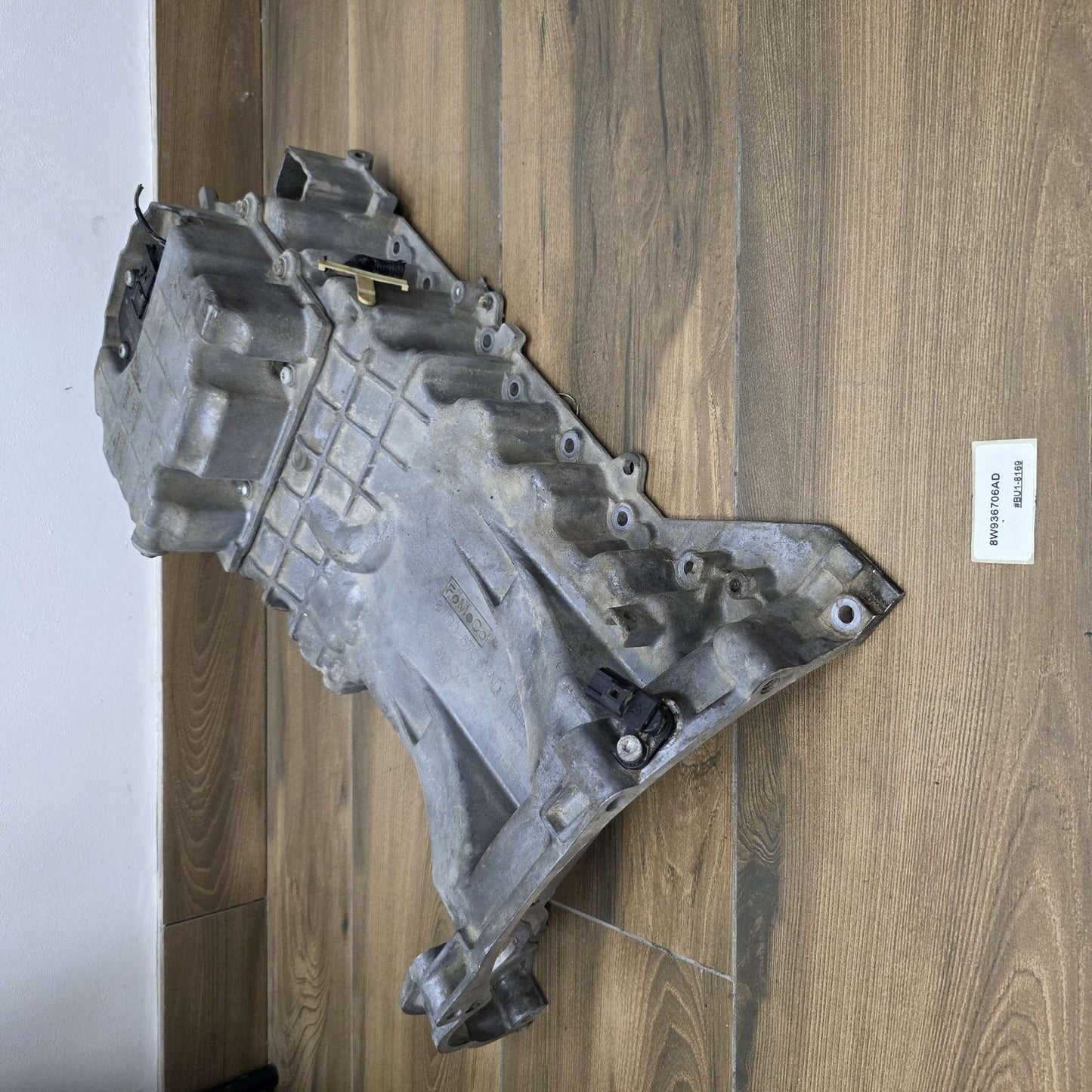 2010-2019 Jaguar XJ Upper Oil Pan 8W936706AD