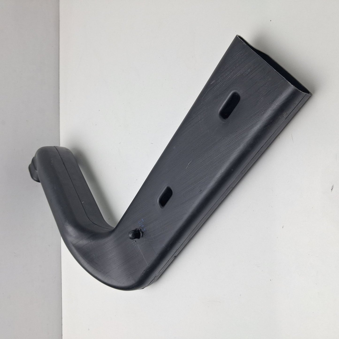 2011-2012 Saab 9-4X Air Duct RR 20848812