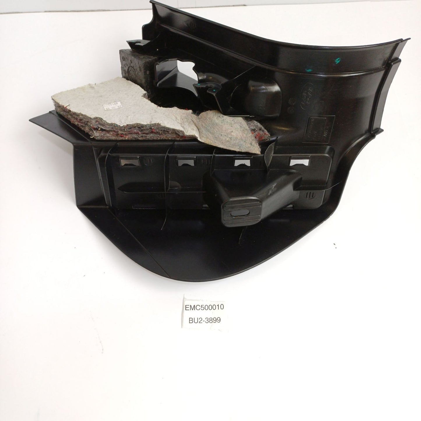 2003-2012 Land Rover Range Rover Front LH Driver Kick Panel EMC500010