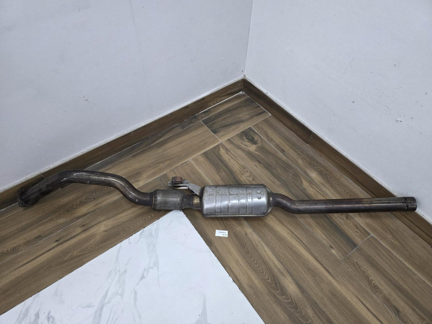 2013-2018 Audi A8 Exhaust Pipe With Muffler 4H0253211E