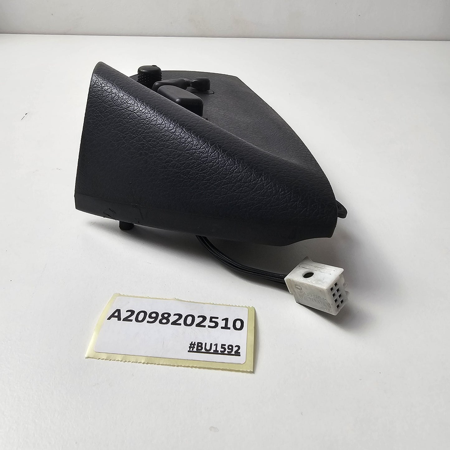 2002-2008 Mercedes-Benz CLK W209 Memory Seat Switch Left Front A2098202510