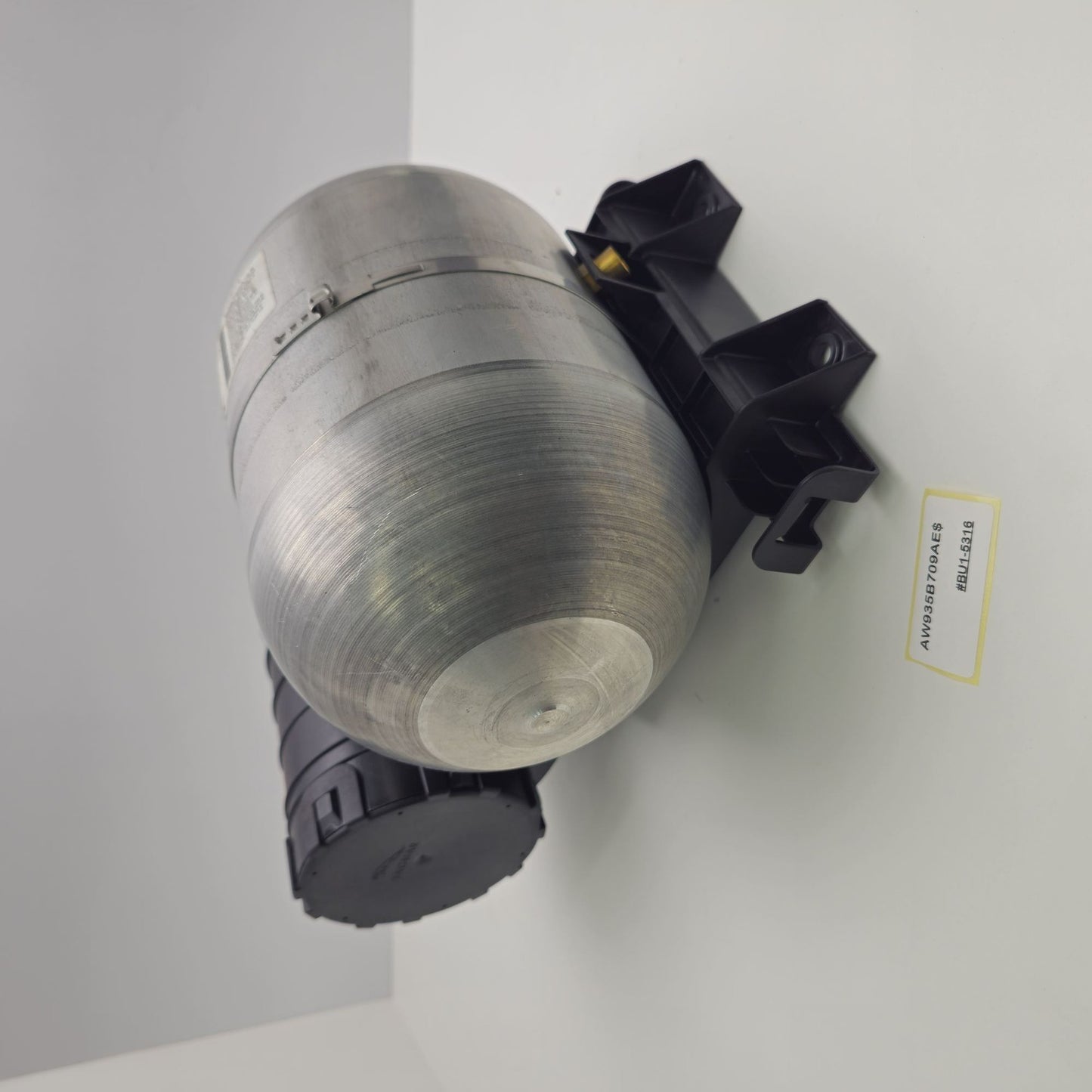 2010-2015 Jaguar XJ Air Suspension Tank Reservoir AW935B709AE