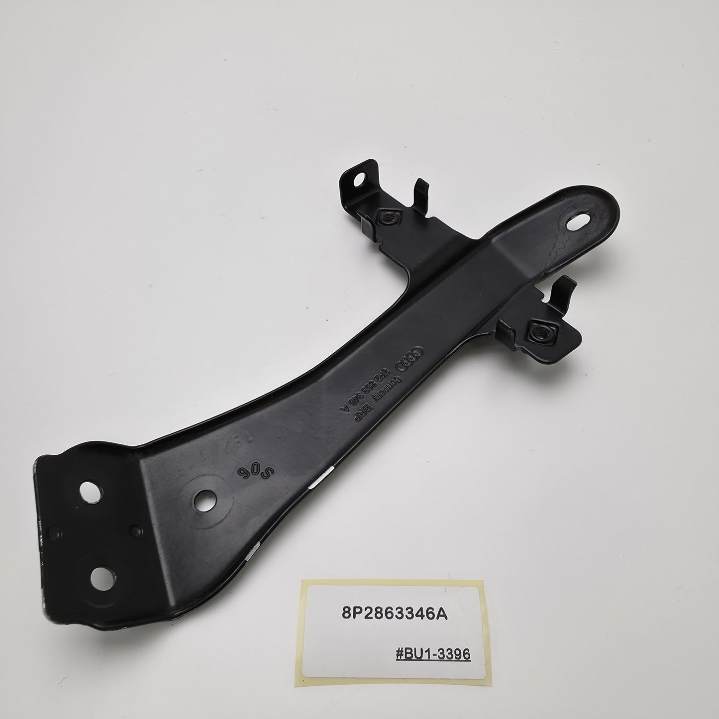 2003-2012 Audi A3 Right Under Dashboard Support Bracket 8P2863346A