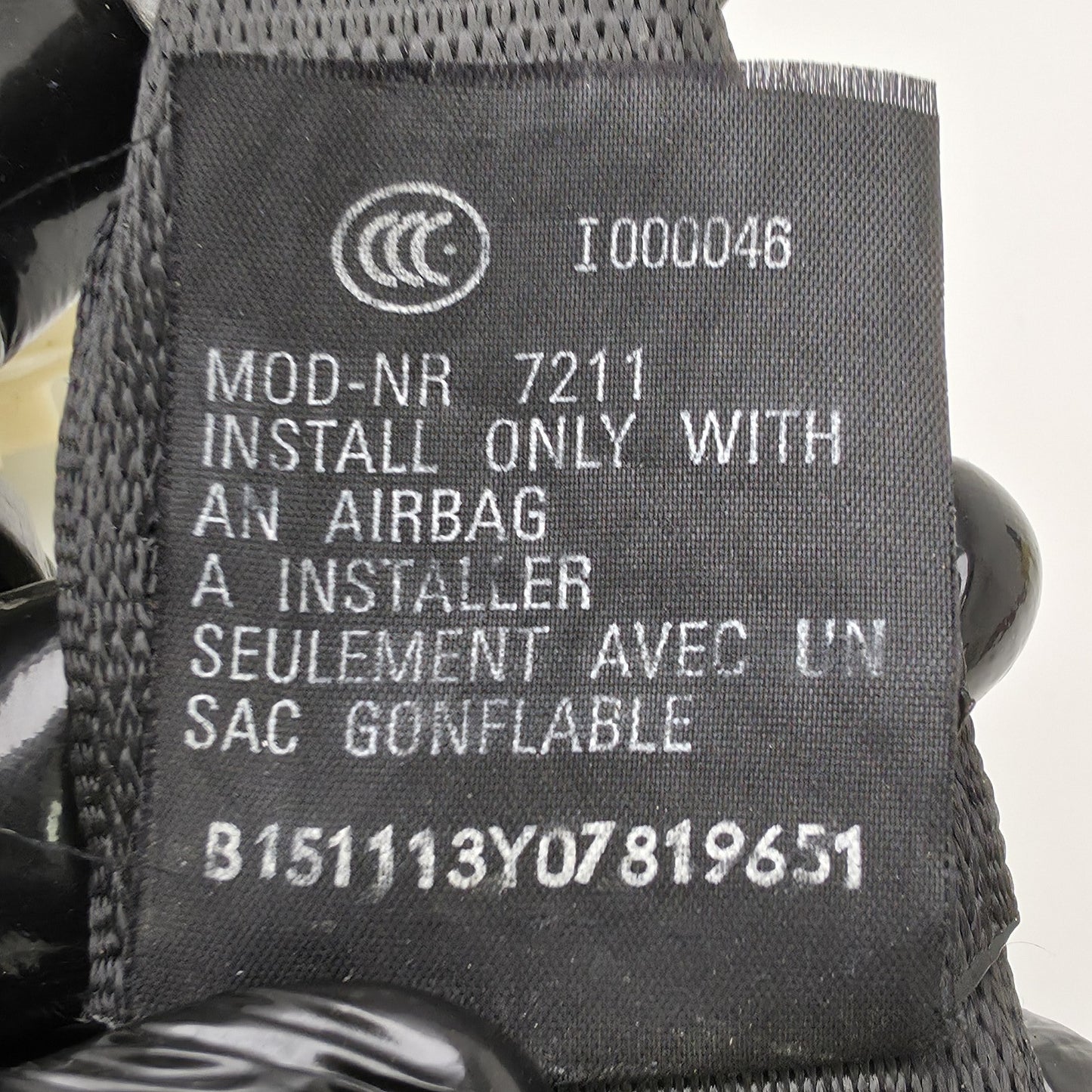 2007-2014 Mercedes-Benz C-Class Rear Seat Belt Left A2048600385