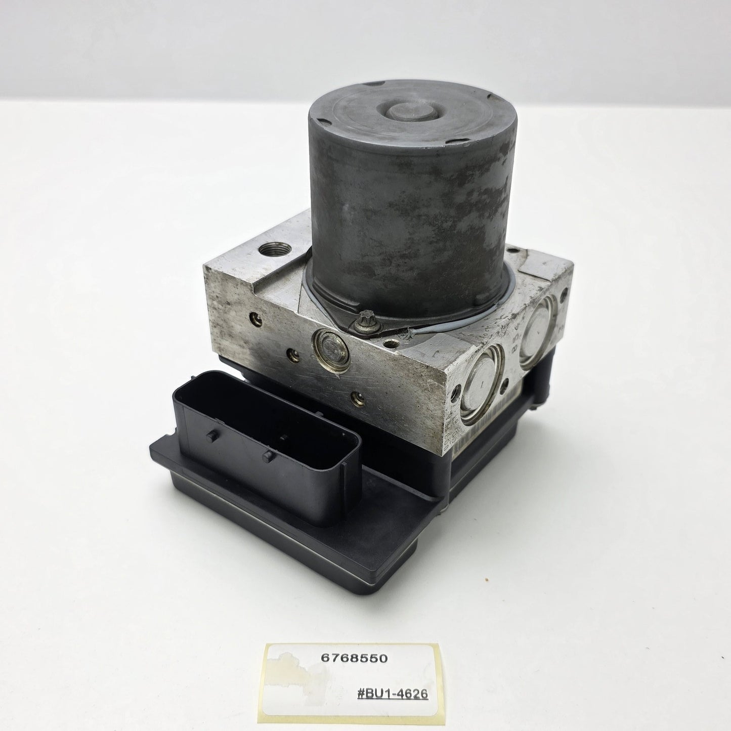 2013-2015 BMW X1 ABS Antilock brake pump module 6768550