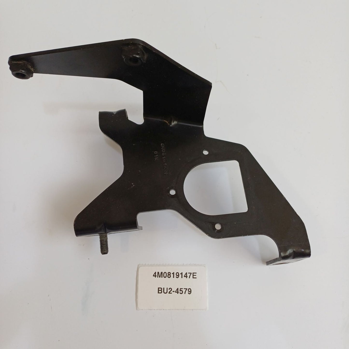 2017-2019 Audi Q7 Auxiliary Pump Bracket 4M0819147E
