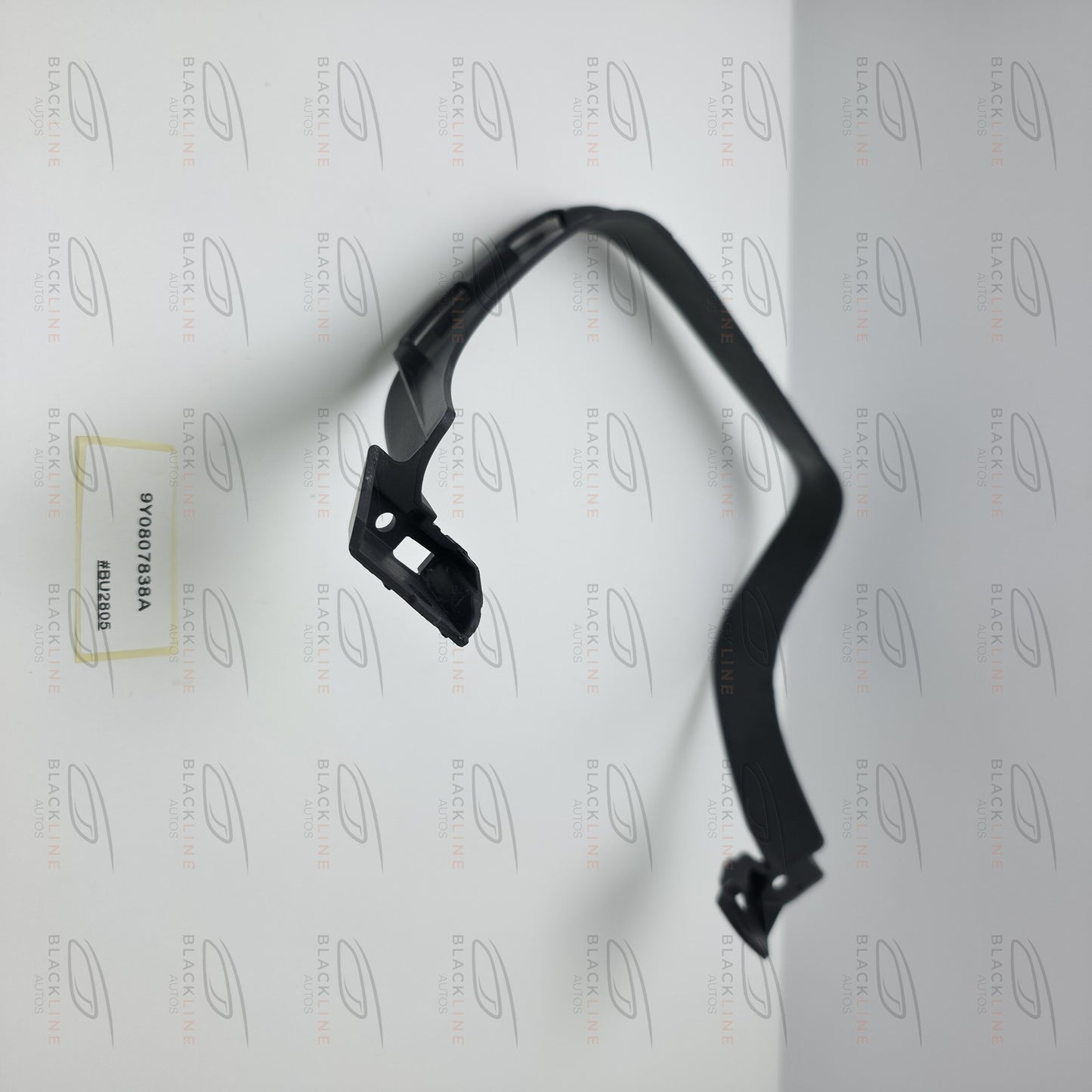 2019-2024 Porsche Cayenne Right Rear Bumper Exhaust Trim Cover 9Y0807838A