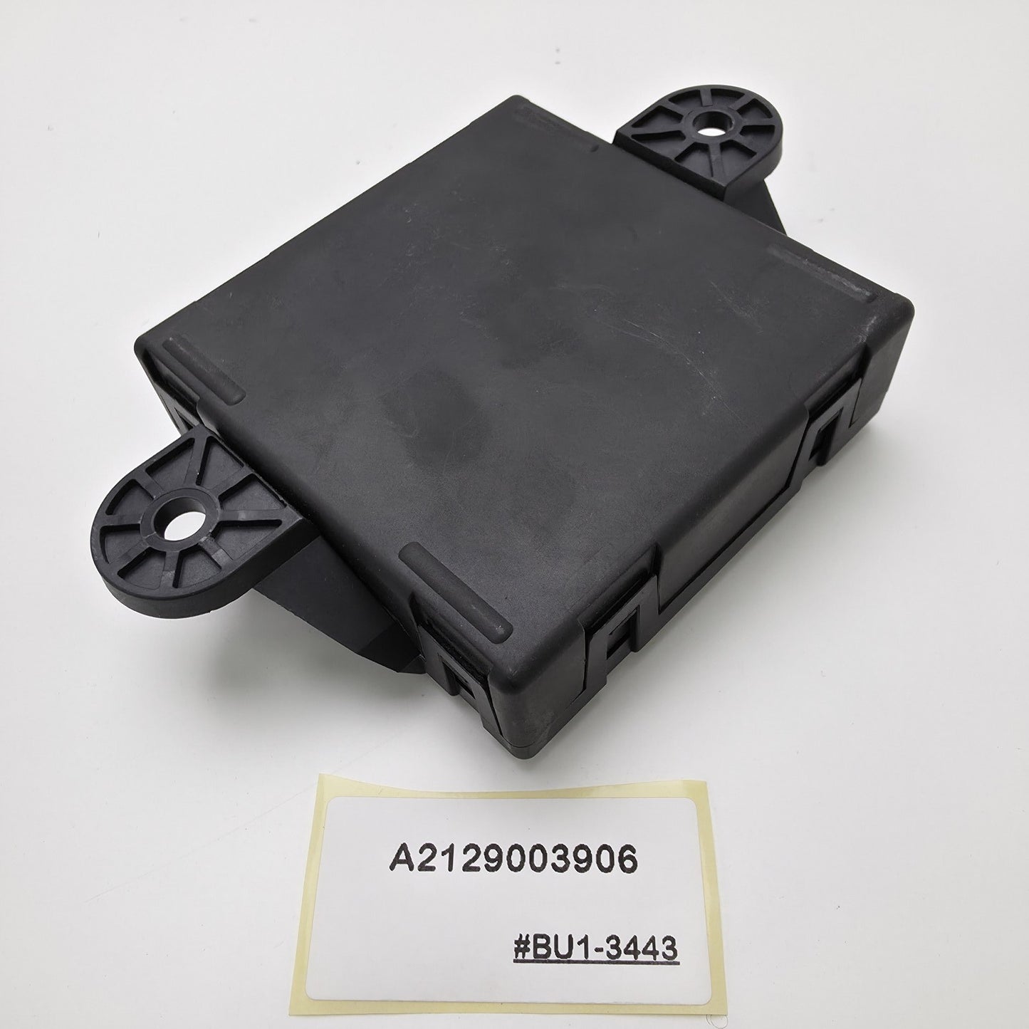 2007-2015 Mercedes-Benz C Rear Left Door Control Unit A2129003906