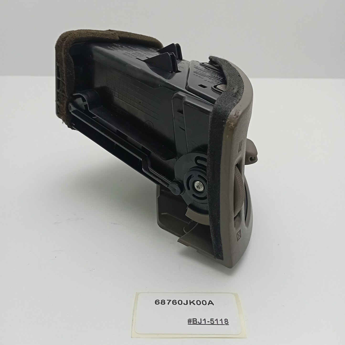 2015 Infiniti Q40 VENTILATOR ASSY-SIDE 68760JK00A