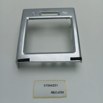 2004-2009 Land Rover Discovery III Vent Trim 07584Z01