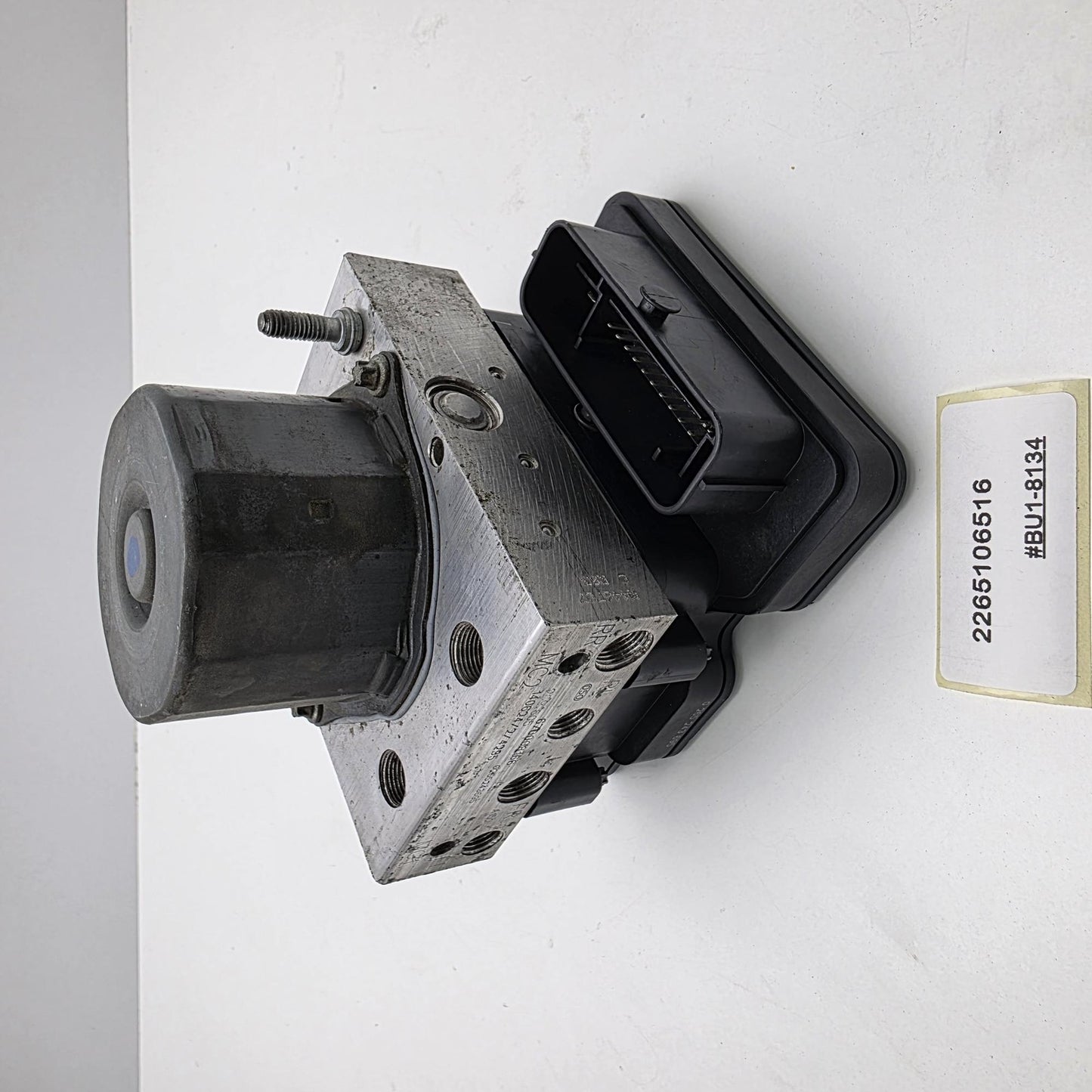 2014-2017 Maserati Ghibli ABS Anti Lock Brake Pump Module 2265106516