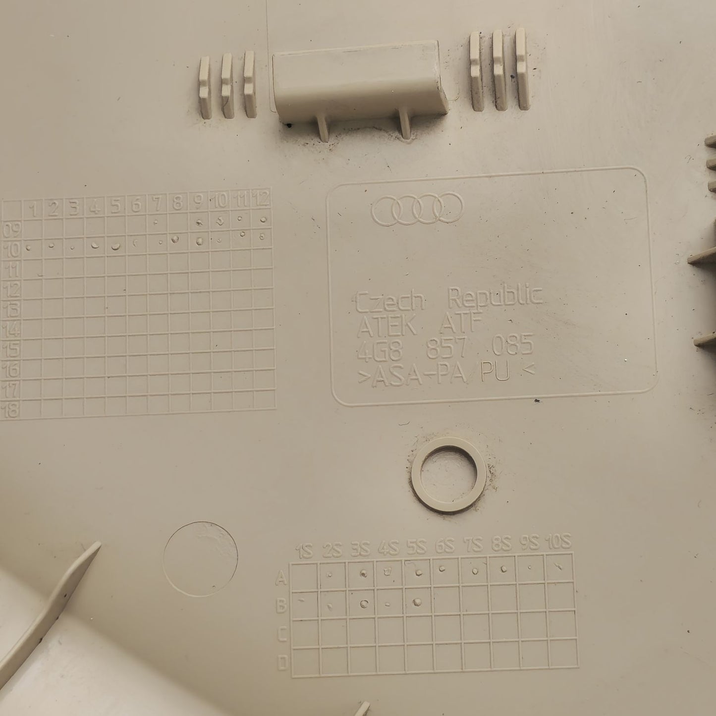 2014-2018 Audi RS7 Instrument Panel Side Cover 4G8857085