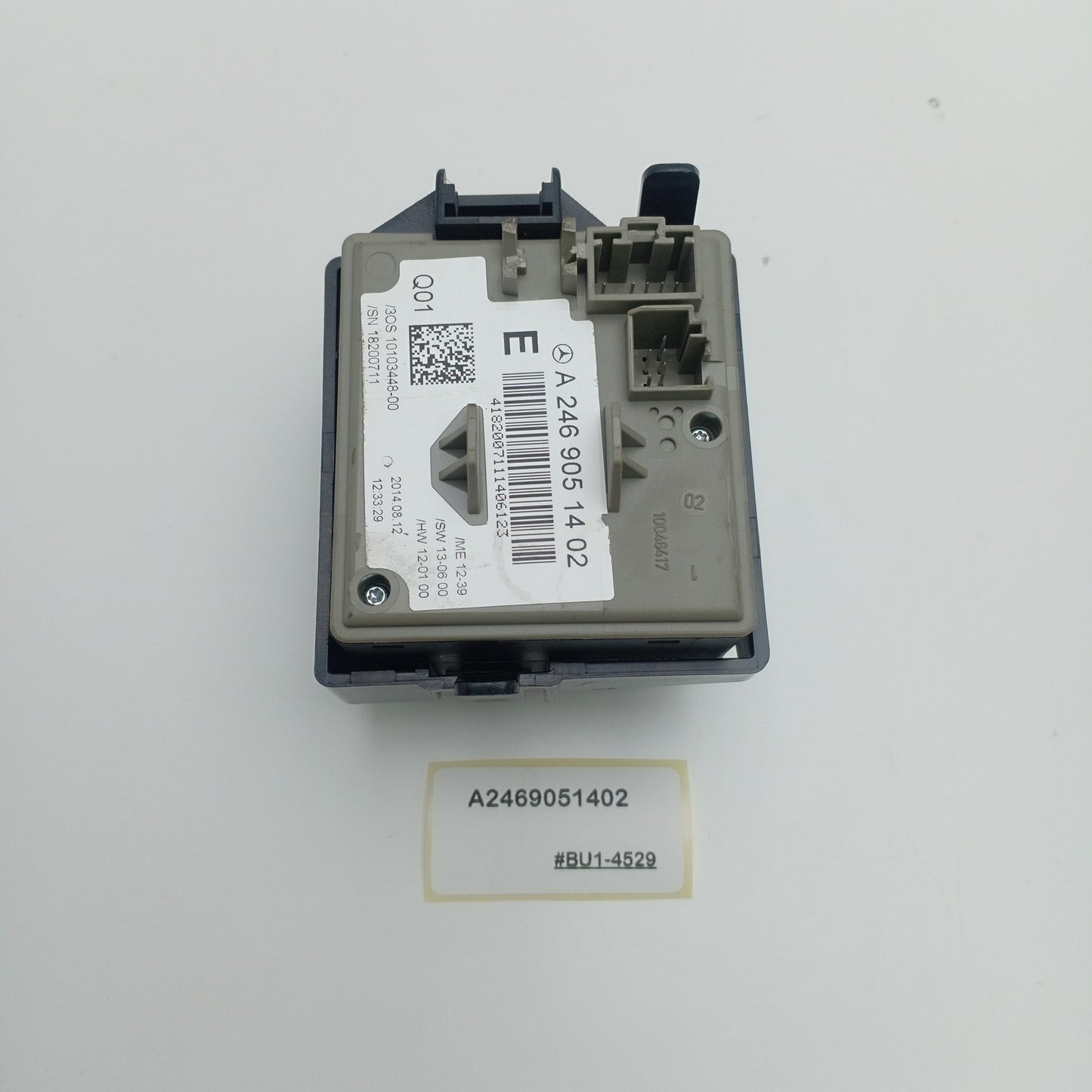2014-2015 Mercedes GLA250 Ignition Switch Module Receiver Node A2469051402